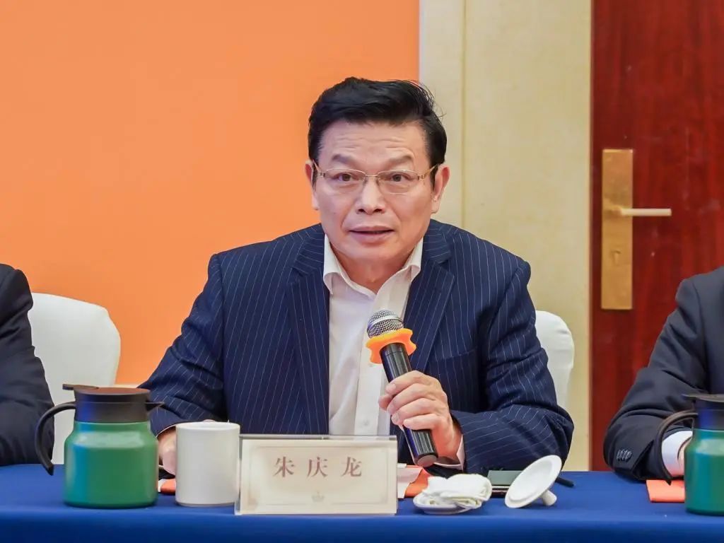 安徽理工大學(xué)與恒大江海泵業(yè)簽署戰(zhàn)略合作框架協(xié)議 安徽理工大學(xué)與恒大江海泵業(yè)簽署戰(zhàn)略合作框架協(xié)議